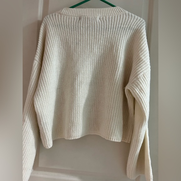 Vero Moda- Cropped, Bell Sleeve, Cream Sweater - Picture 6 of 12